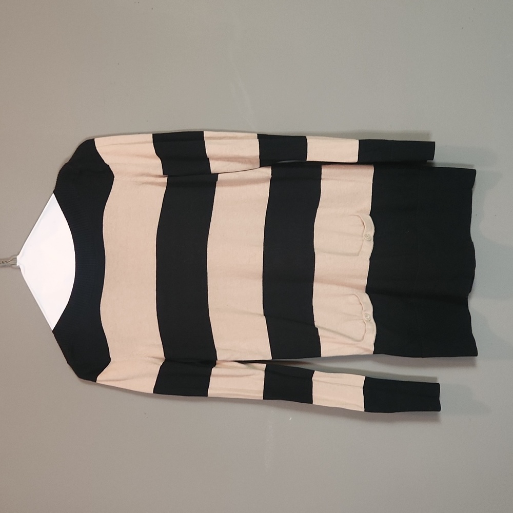 Lightweight cotton/rayon top